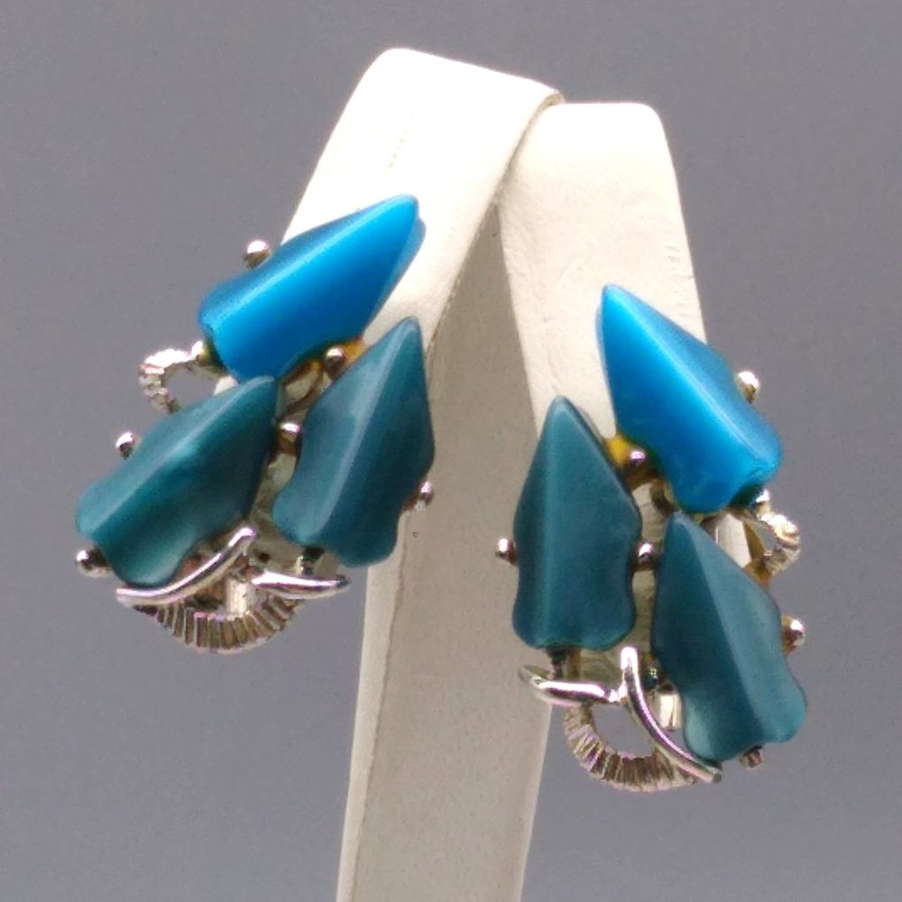 Vintage Midnight Blue Lucite Earrings, Mid Century Silver Tone Abstract Clip On,